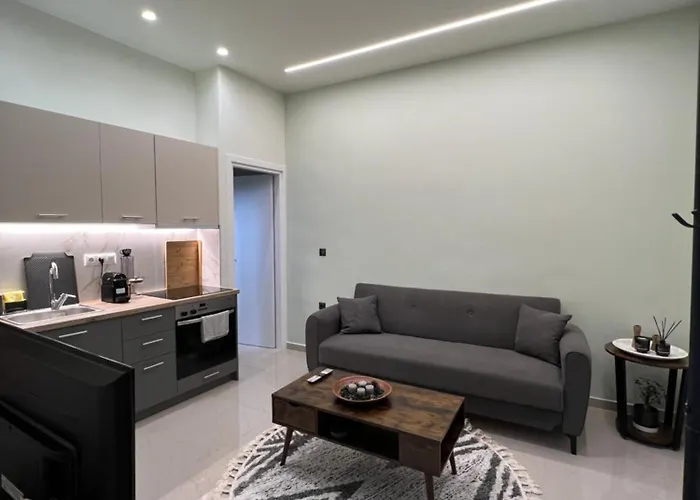 Cozy And Modern Apartment